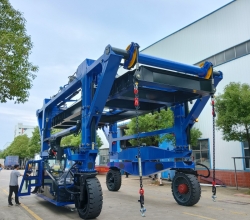 60T非標定製跨運車