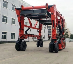 儲（chǔ）能箱跨運車-金風科（kē）技