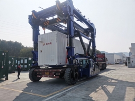 阿特斯50T储能箱跨运（yùn）车